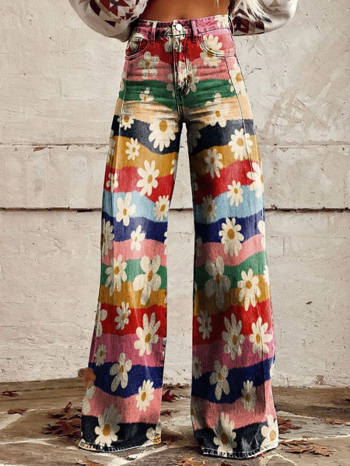 Cassandra | Boho Retro Spodnie w Kwiaty z Rozszerzanymi Nogawkami