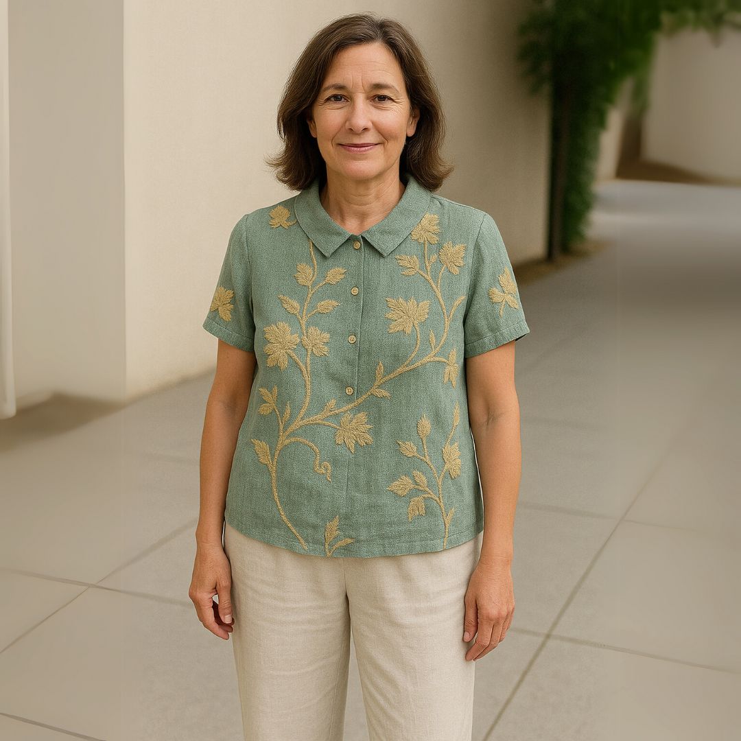 Stylowa lniana bluzka w kwiaty na relaxujące dni