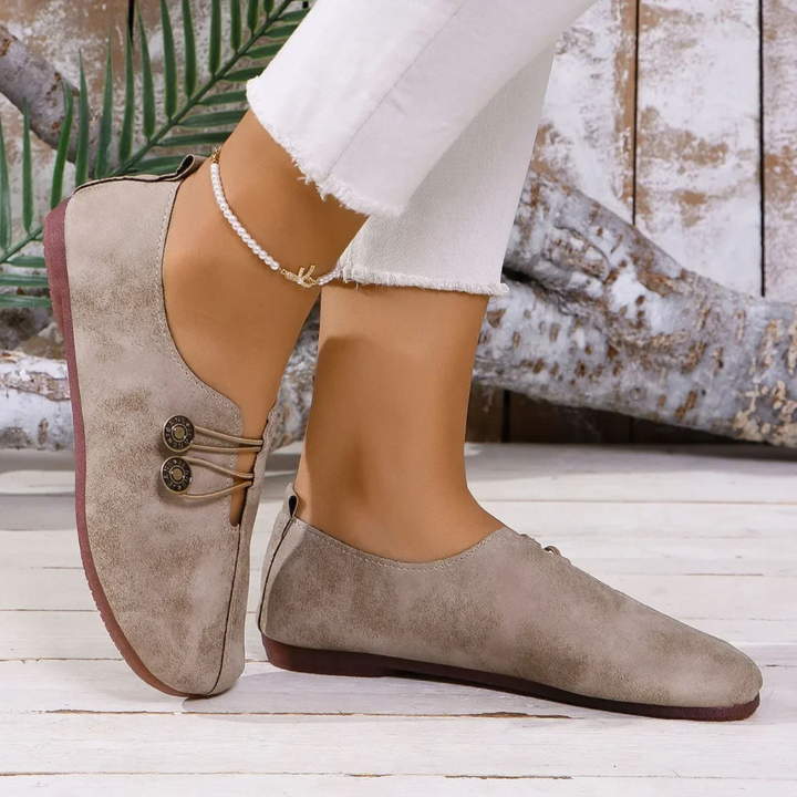Fauna | Vintage-Loafer z detalami guzikowymi