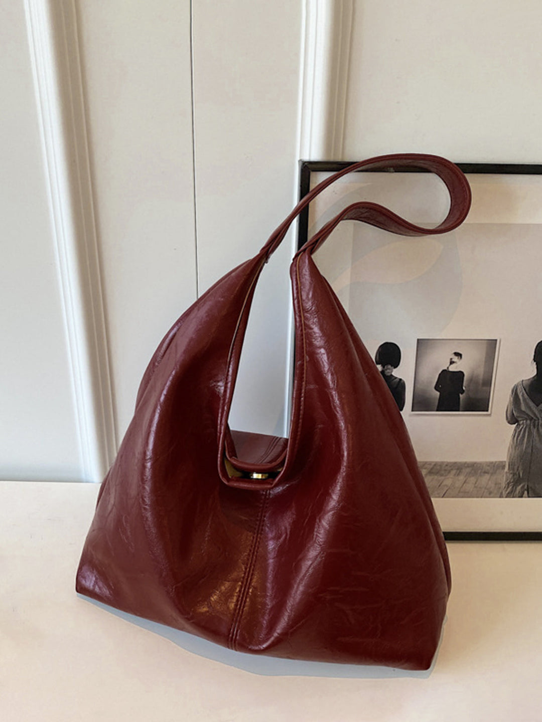 Hobo Bag z Guzikowym Zapięciem