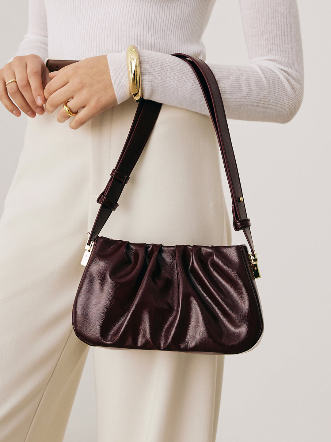 Vintage Woven Shoulder Bag
