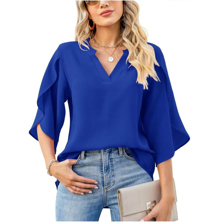 Alicja | Elegancka bluzka letnia z chiffonem i dekoltem w szpic