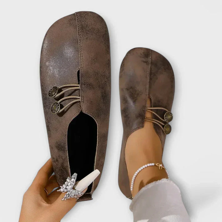 Fauna | Vintage-Loafer z detalami guzikowymi