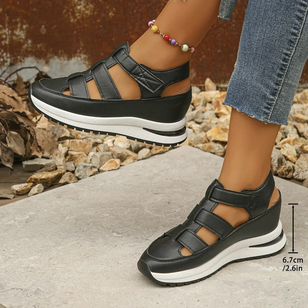 Cerise | Sneakersy na platformie z paskami