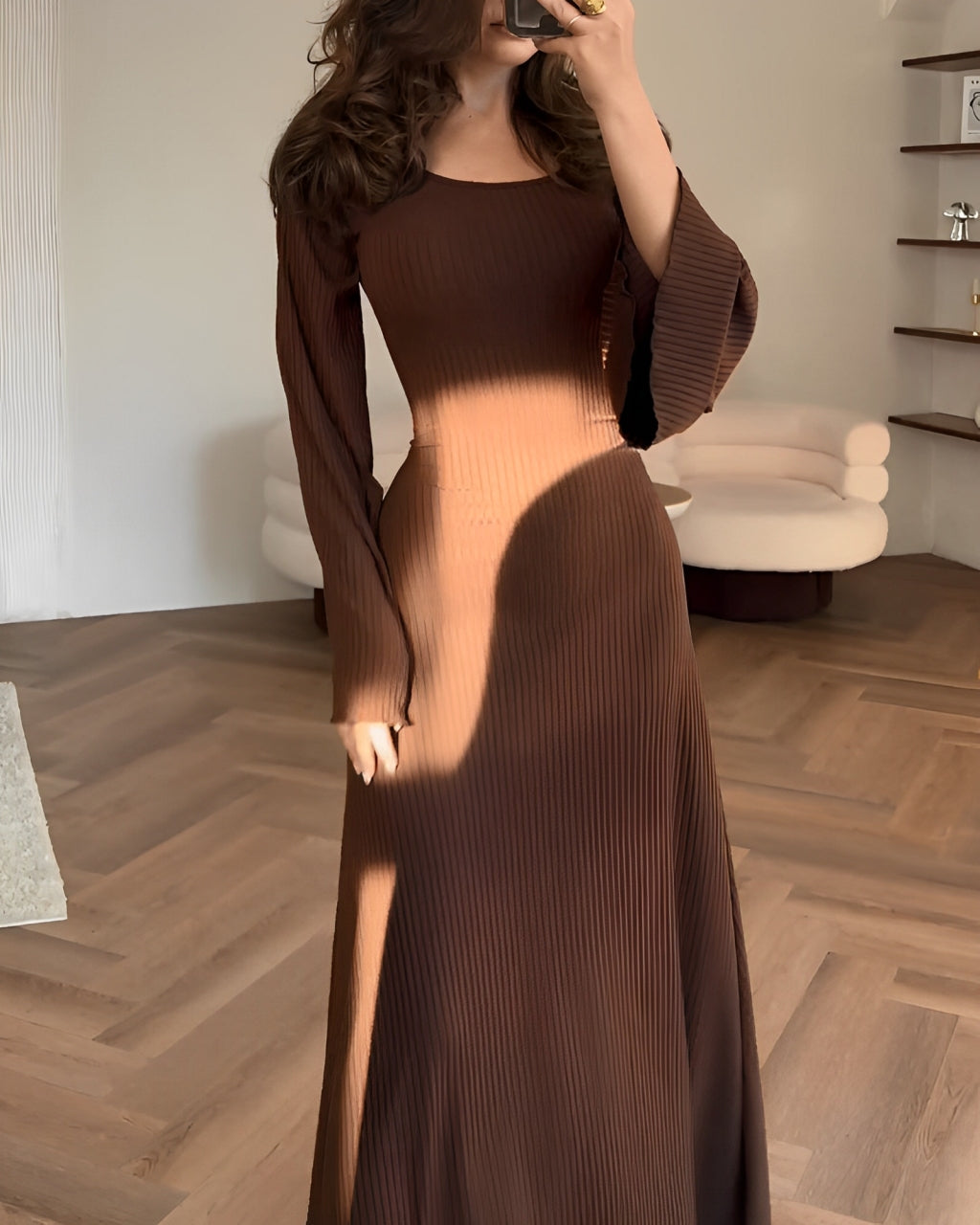 Aiah - Elegancka sukienka maxi z dzianiny